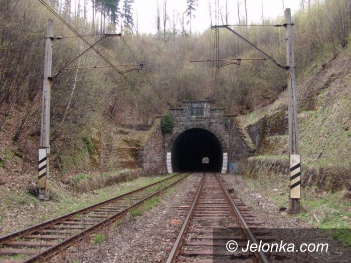 Region: Unikalnym tunelem w Góry Sokole