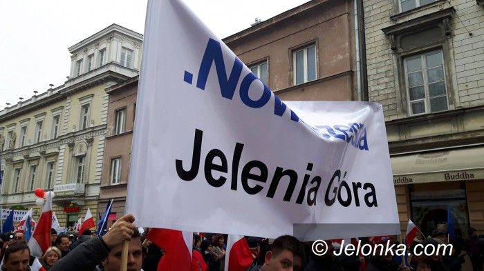 Warszawa/Region: Jeleniogórzanie „w obronie Konstytucji”