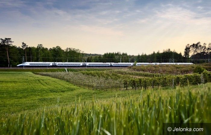 Polska: Na długi weekend pociągami PKP Intercity