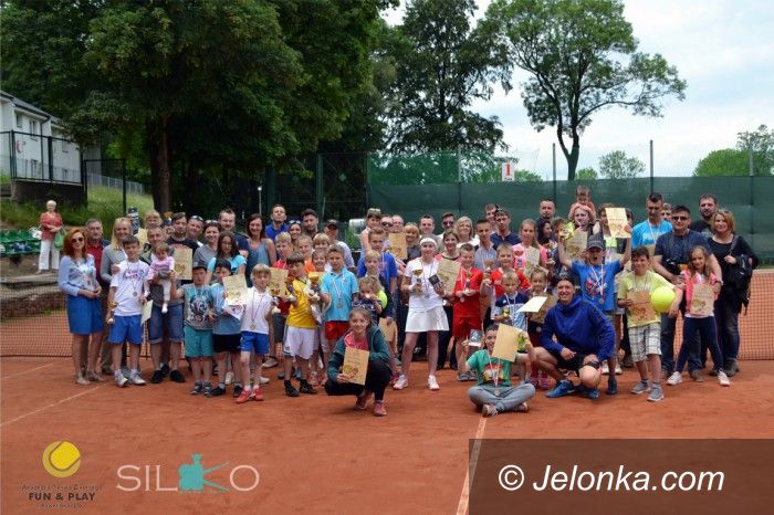 Jelenia Góra: Zacięta tenisowa rywalizacja