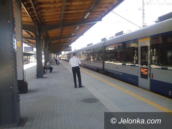 Jelenia Góra: Modernizacja peronów na półmetku