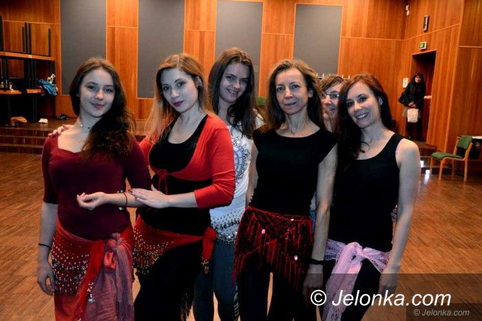 Jelenia Góra: Kobiety i taniec brzucha w „Muflonie”