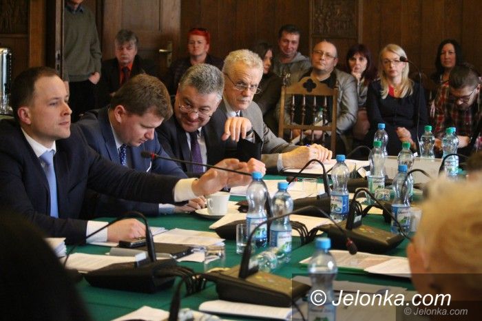 Jelenia Góra: Radni zdecydowali, że nie chcą na Zabobrzu SP 4