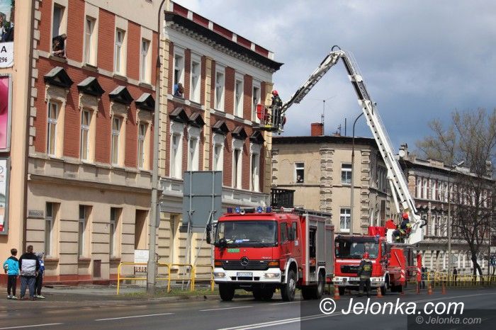 Jelenia Góra: Strażacy interweniowali przy ulicy Wolności