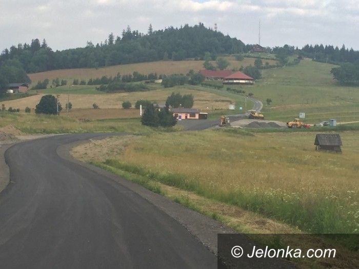 Region: Nowa droga na Łysą Górę prawie gotowa