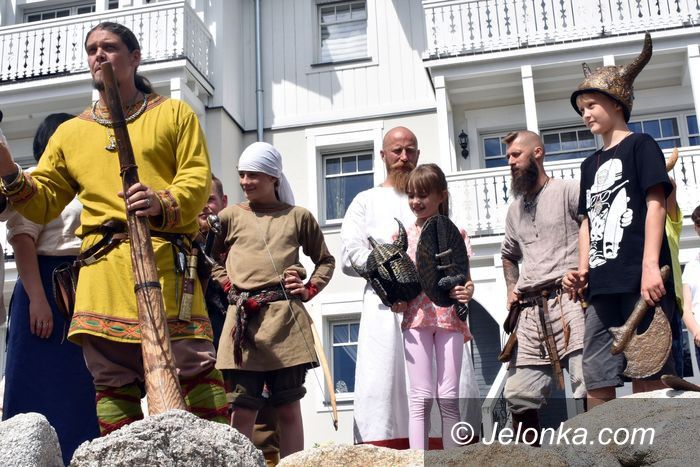 Szklarska Poręba: (Nie)Groźni Wikingowie w Norweskiej Dolinie
