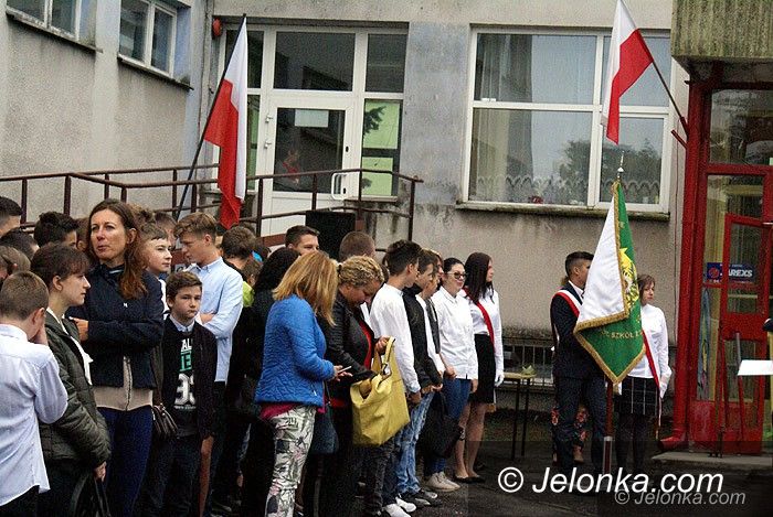 Region: Tak witano nowy rok szkolny w Łomnicy