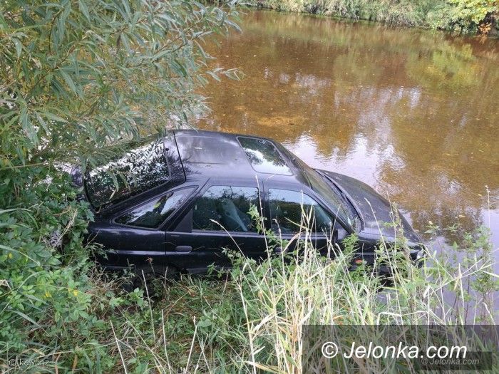 Jelenia Góra: Znaleziono samochód w rzece Kamiennej