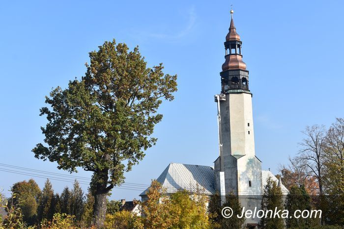 Stara Kamienica: Wieża kościoła w Starej Kamienicy uratowana