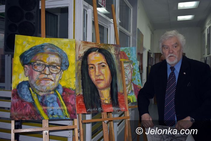 Jelenia Góra: Wernisaż wystawy portretów w ODK