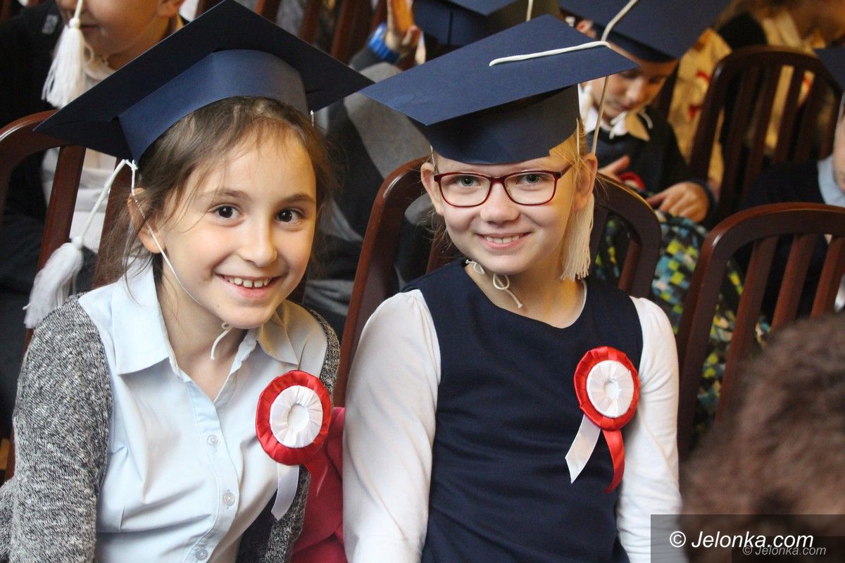 Jelenia Góra: Mali studenci po inauguracji