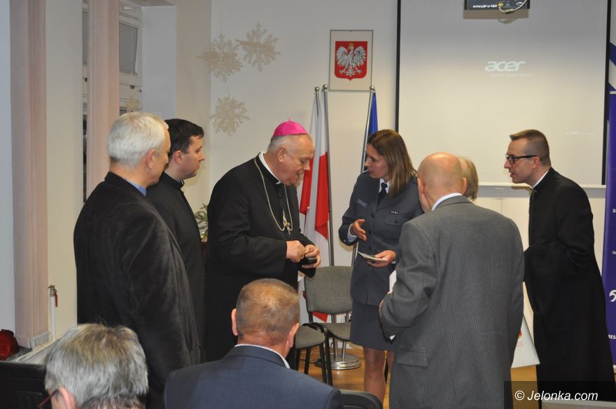 Jelenia Góra: Biskup odwiedził areszt śledczy