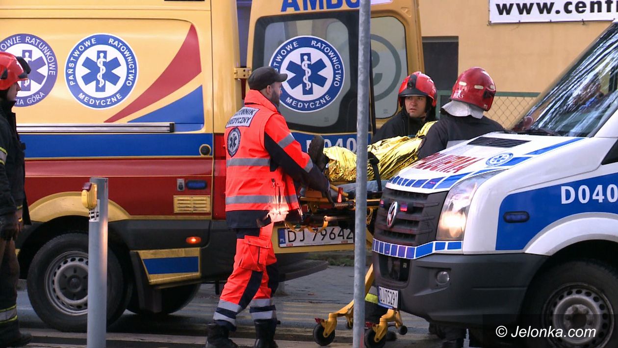 Jelenia Góra: Groźne zderzenie dwóch aut w Cieplicach (aktualizacja)
