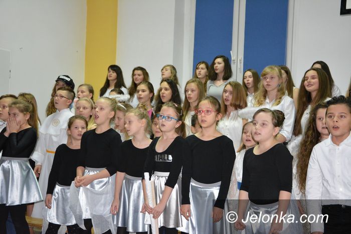 Janowice Wielkie: Jasełkowe spotkanie w janowickiej szkole