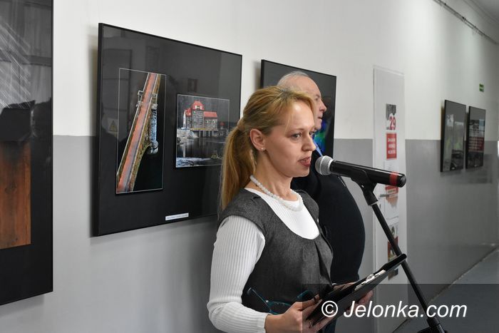 Jelenia Góra: Wernisaż poplenerowej wystawy fotografii