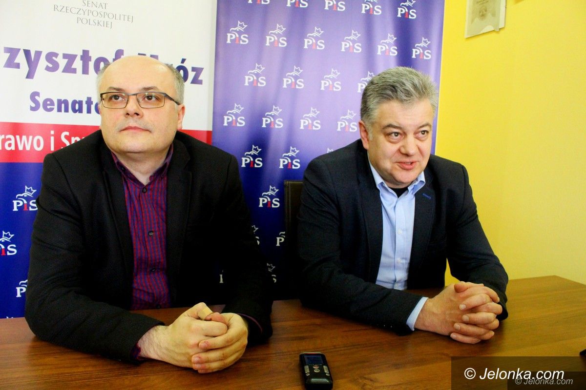 Jelenia Góra: Politycy komentują decyzję prezydenta