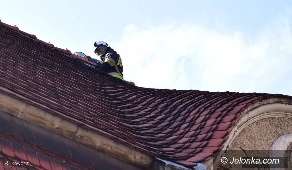 Jelenia Góra: Pożar sadzy w budynku przy  Słowackiego