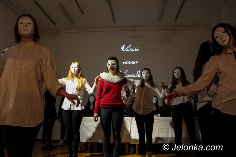 Jelenia Góra: Występ uczniów Liceum Plastycznego w BWA