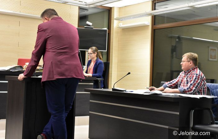 Jelenia Góra: Wójt zeznawał w procesie przeciw radnemu