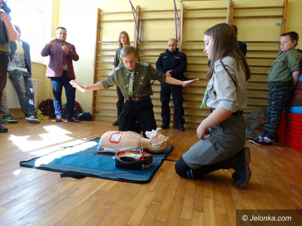 Region: O pierwszej pomocy w szkole w Łomnicy