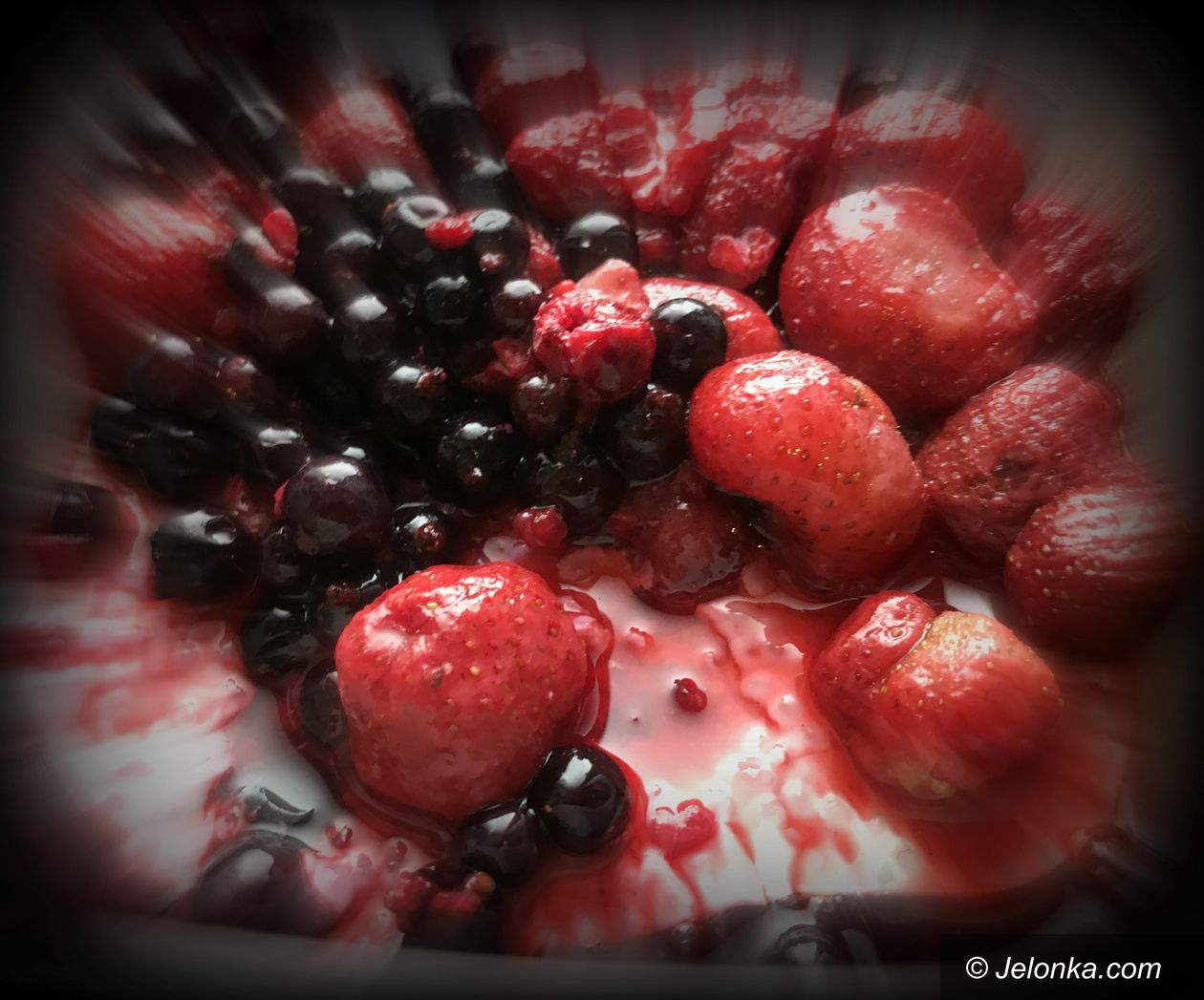 Jelenia Góra: Dlaczego są ważne czerwone owoce?