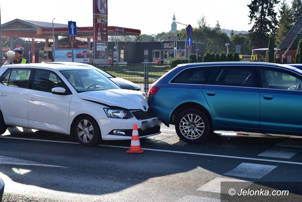 Jelenia Góra: Zderzenie trzech aut