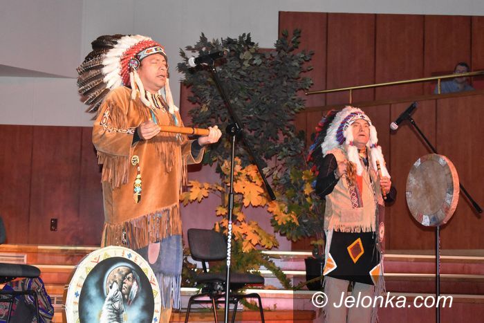 Jelenia Góra: Muzyka Indian na poranku