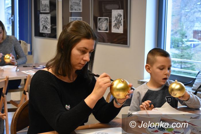 Jelenia Góra: Rodzinne zdobienie bombek w muzeum