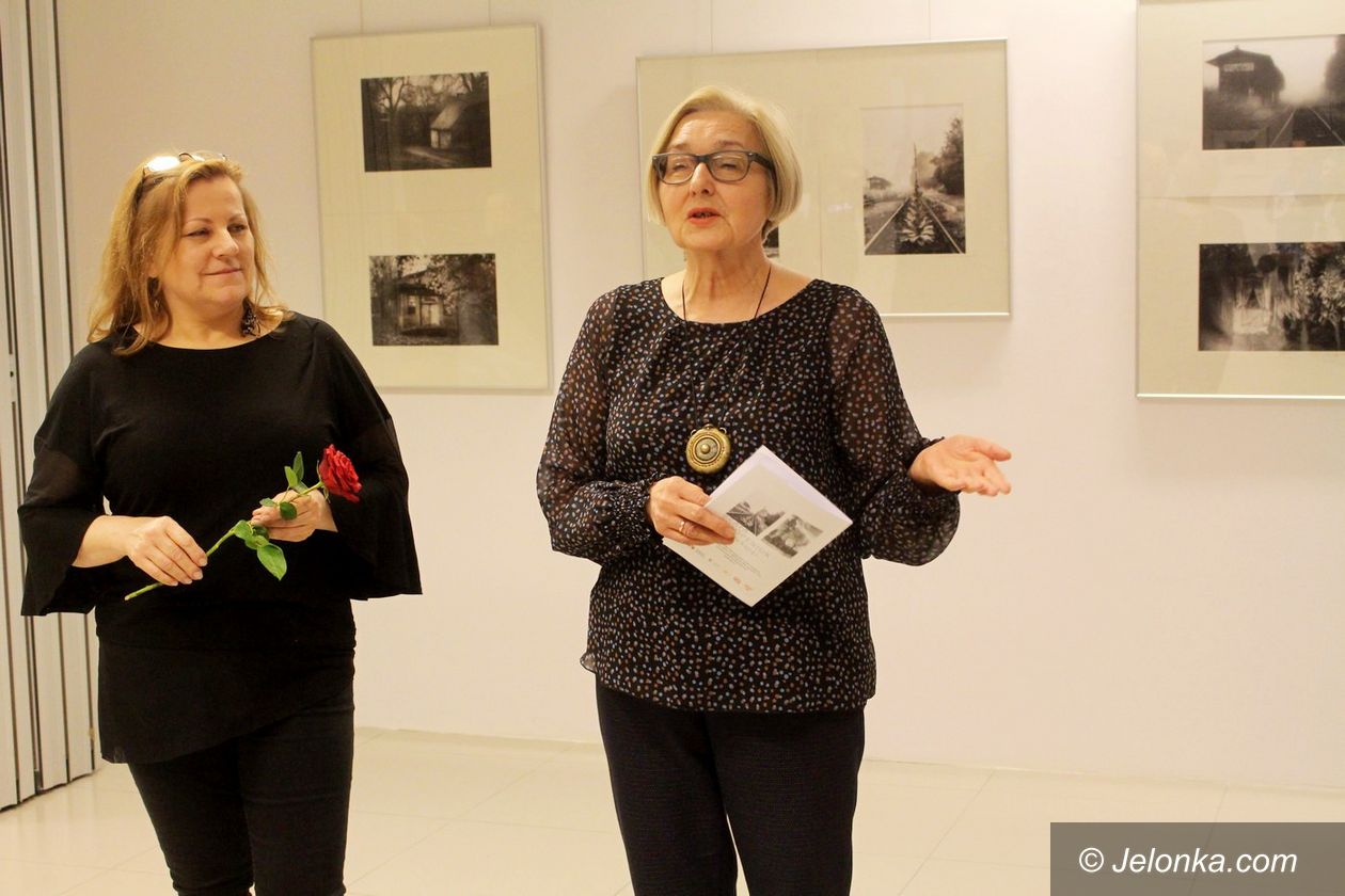 Jelenia Góra: Wystawa fotografii Beaty Chłopeniuk