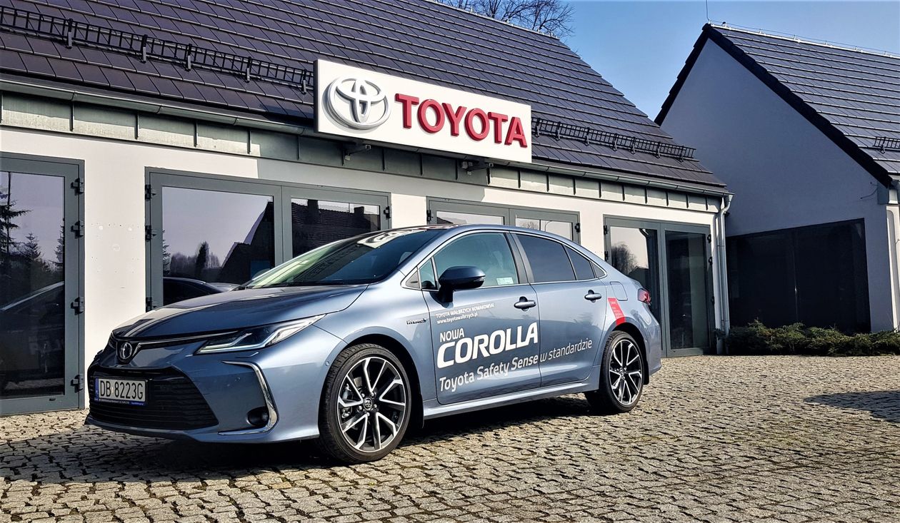 Jelenia Góra: Debiut hybrydowej Toyoty Corolli w Jeleniej Górze