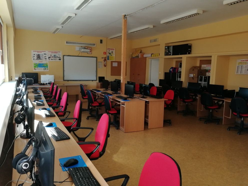 Karpacz: Nowa pracownia w szkole pod Śnieżką