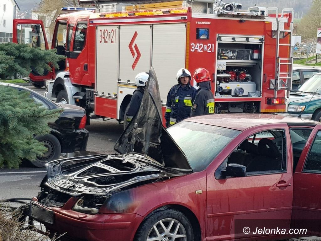 Jelenia Góra: Palił się samochód
