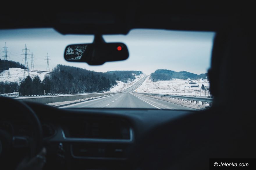 Jelenia Góra: Ubezpieczenie szyb samochodowych – czy warto je kupić?