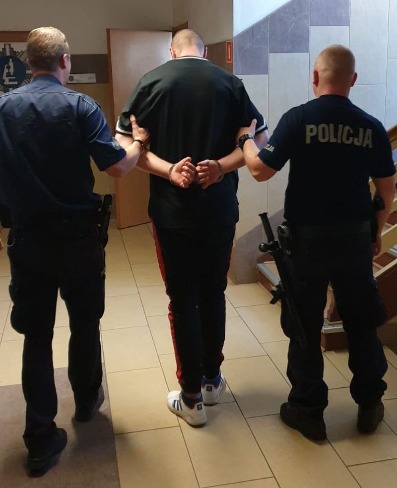 Jelenia Góra: Paser w rękach policji