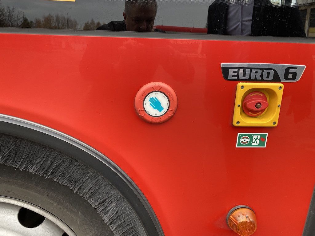 Jelenia Góra: "Gorące przyciski" w autobusach MZK