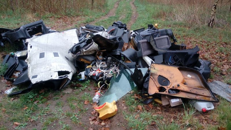 Jelenia Góra: Podrzucili odpady – odpowiedzą przed sądem