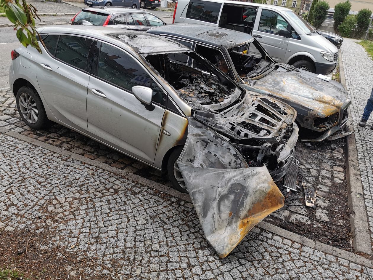 Jelenia Góra: Pożar samochodów na Kubsza