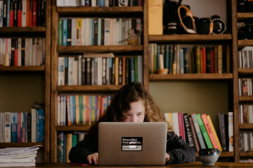 Lwówek Śląski: Laptopy dla dzieci z rodzin zastępczych