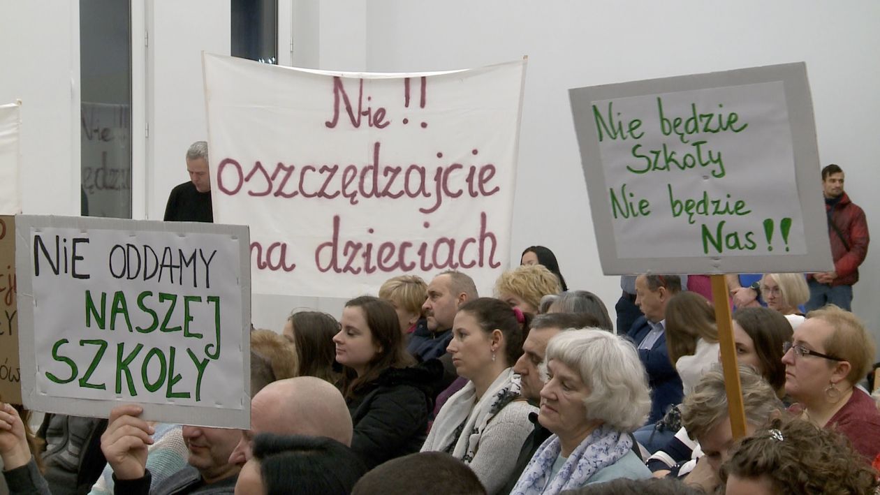 Jelenia Góra: Spór o szkołę w Sosnówce się zaostrza