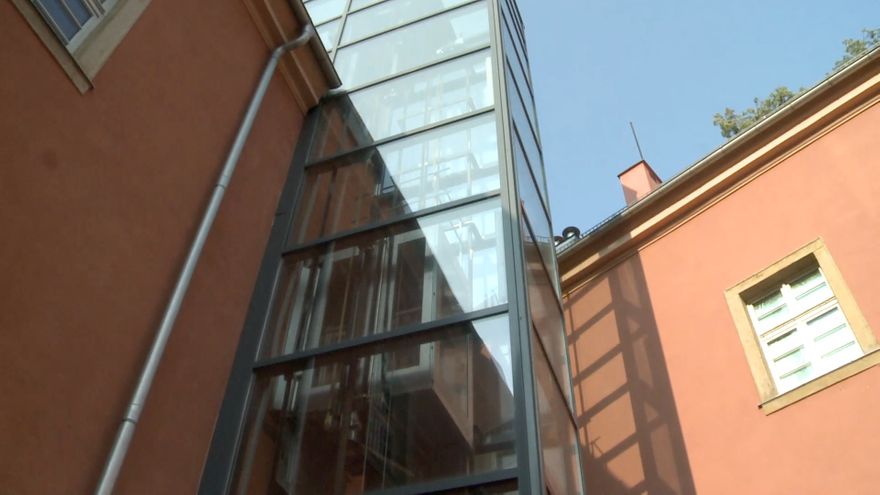 Jelenia Góra: Od 7 lat nie działa winda w Muzeum Przyrodniczym!