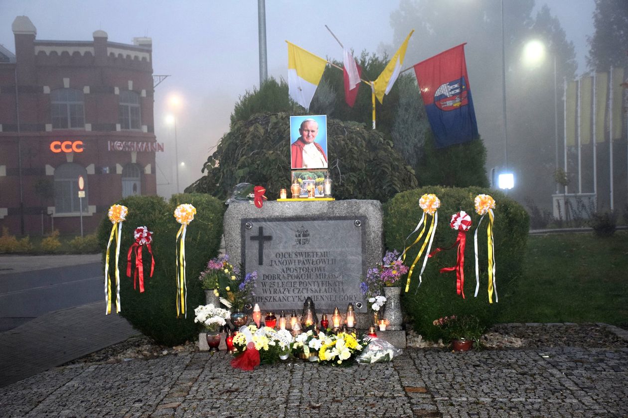 Kamienna Góra: Pamięci Jana Pawła II