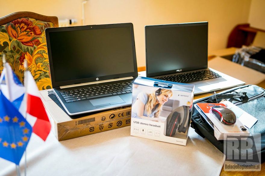 Marciszów: Gmina pożyczy laptopy