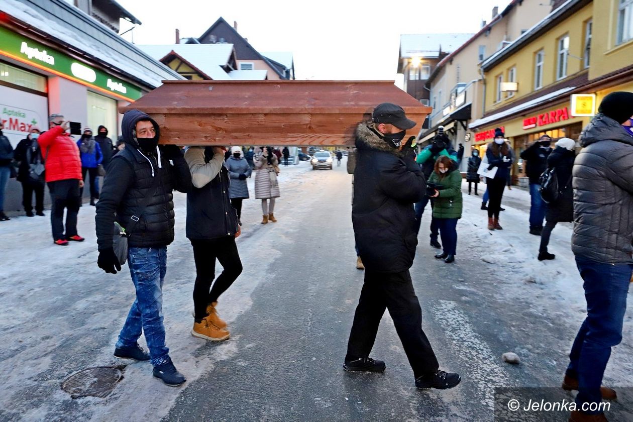Karpacz: Pogrzeb branży turystycznej