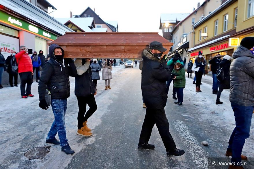 Karpacz: Pogrzeb branży turystycznej