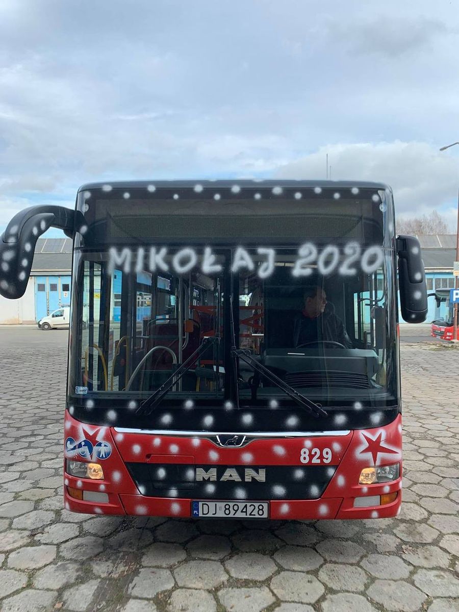 Jelenia Góra: Mikołaj w autobusie!