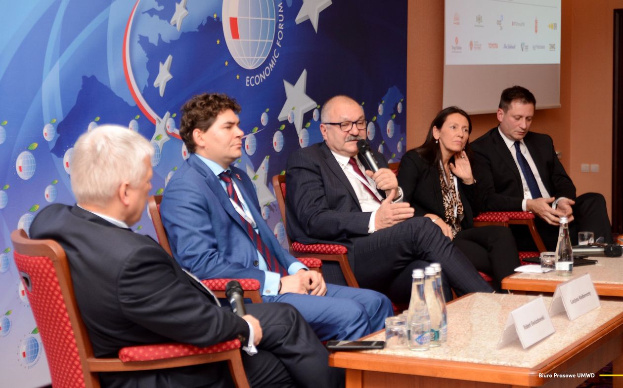 Region: Międzynarodowe Forum Ekonomiczne zostaje w Karpaczu