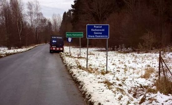 Powiat: Na tablicach drogowych powiat już karkonoski