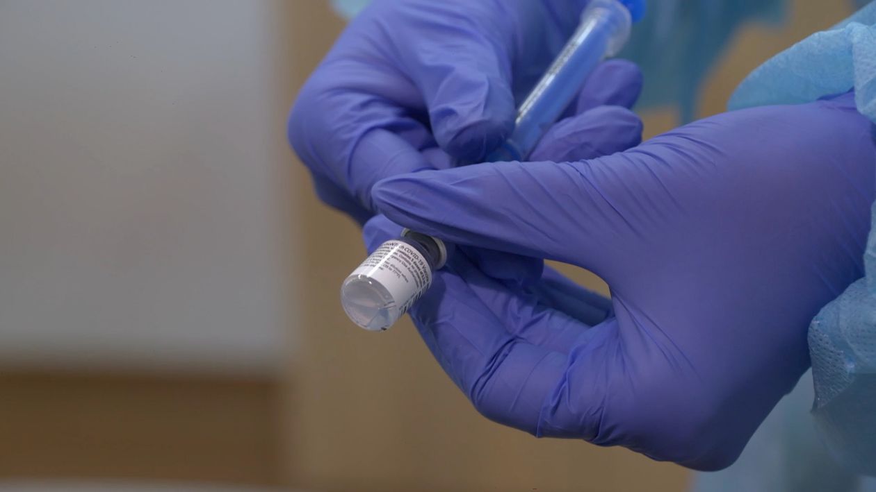 Jelenia Góra: Ruszyły szczepienia w jeleniogórskim szpitalu