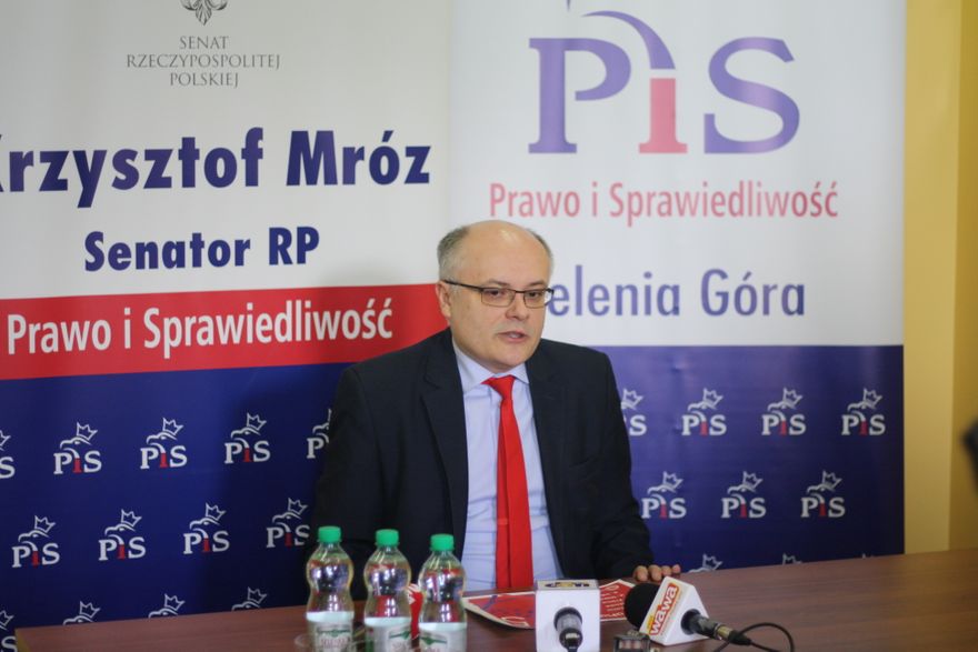 Jelenia Góra: Senator Krzysztof Mróz o opłatach za odpady (komunikat)