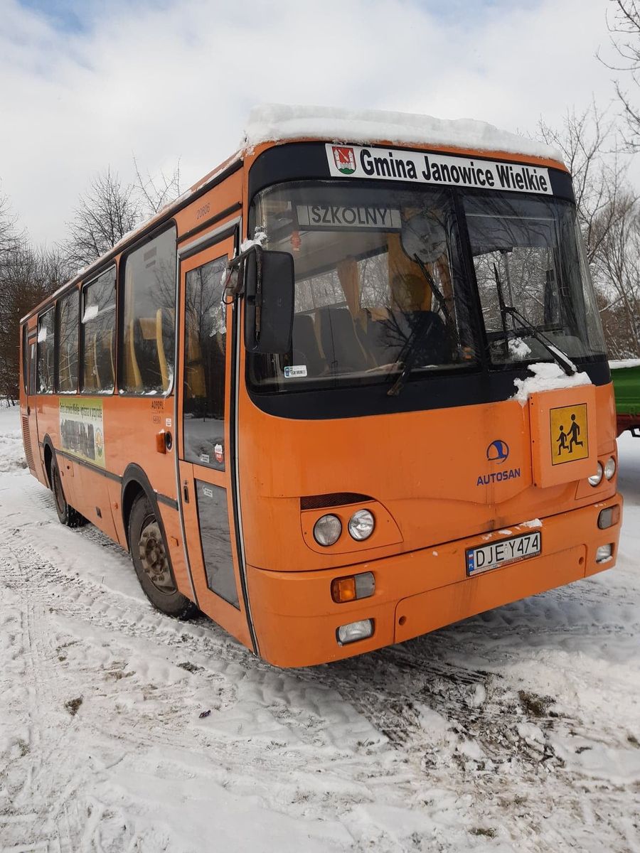 Janowice Wielkie: Gmina sprzeda autobus